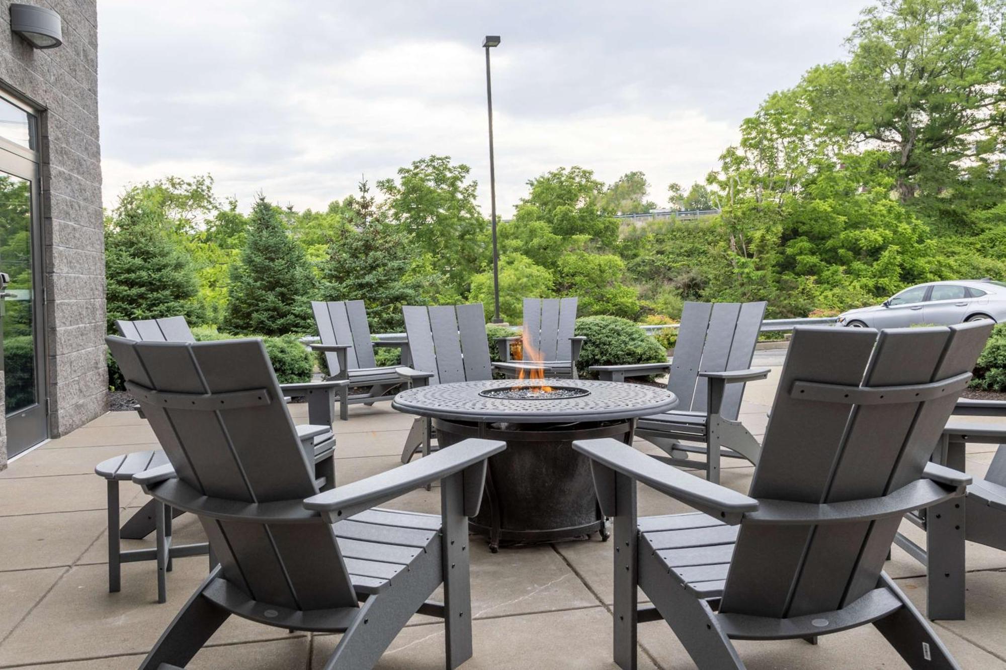 Hampton Inn & Suites North Huntingdon-Irwin, Pa Экстерьер фото